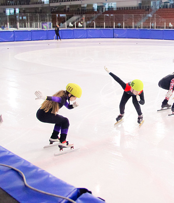 Открытое первенство Центра  по шорт- треку "Зимние потешки" 2023