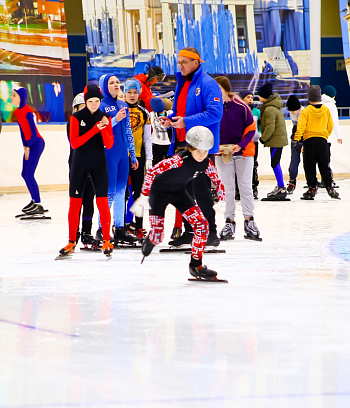 "Зимние потешки 2023" по конькобежному спорту