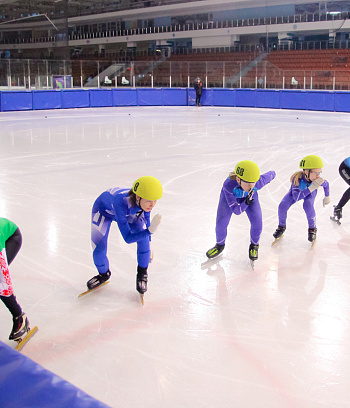 Открытое первенство Центра  по шорт- треку "Зимние потешки" 2023