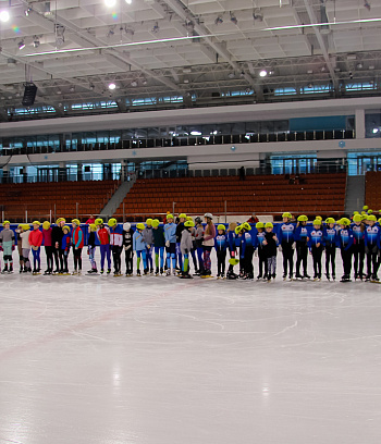 Открытое первенство Центра  по шорт- треку "Зимние потешки" 2023