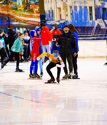 "Зимние потешки 2023" по конькобежному спорту