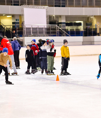 "Зимние потешки 2023" по конькобежному спорту