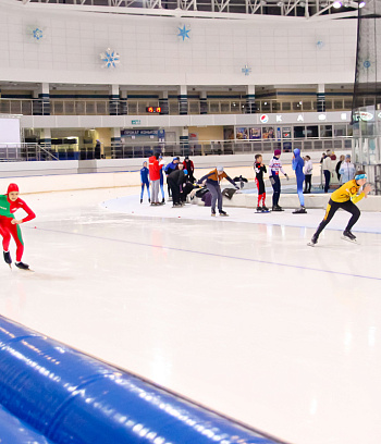 "Зимние потешки 2023" по конькобежному спорту