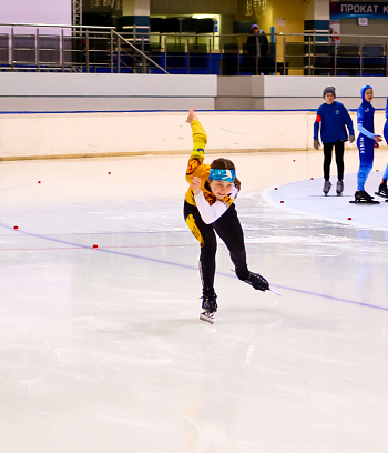 "Зимние потешки 2023" по конькобежному спорту