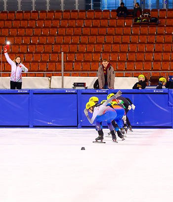 Открытое первенство Центра  по шорт- треку "Зимние потешки" 2023