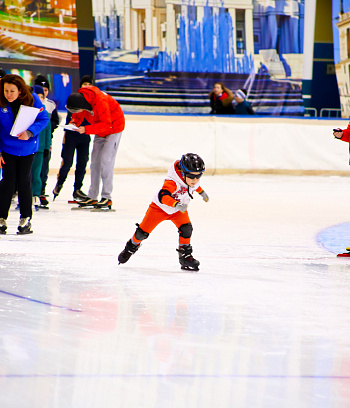 "Зимние потешки 2023" по конькобежному спорту