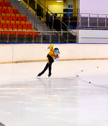 "Зимние потешки 2023" по конькобежному спорту