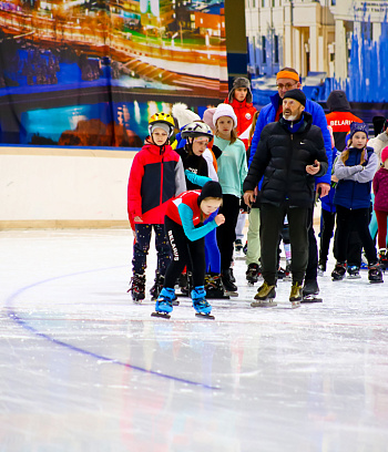 "Зимние потешки 2023" по конькобежному спорту