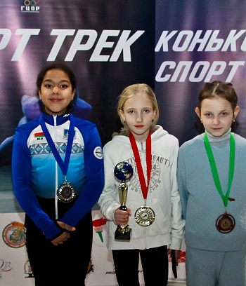 Открытое первенство Центра  по шорт- треку "Зимние потешки" 2023