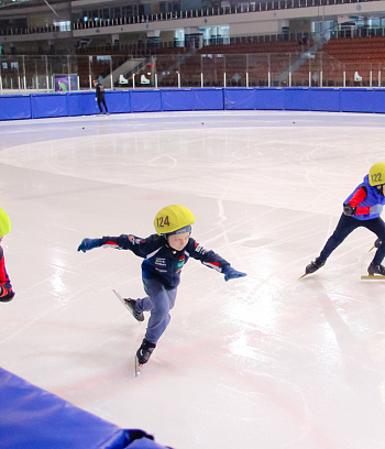 Открытое первенство Центра  по шорт- треку "Зимние потешки" 2023