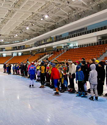 "Зимние потешки 2023" по конькобежному спорту