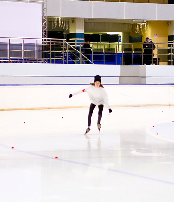 "Зимние потешки 2023" по конькобежному спорту