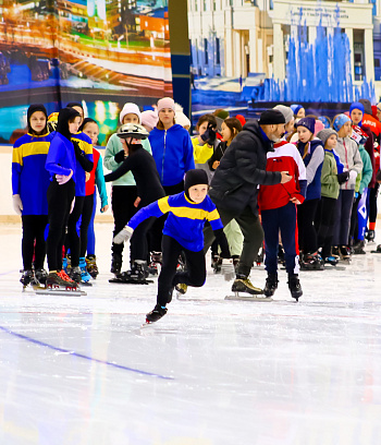 "Зимние потешки 2023" по конькобежному спорту