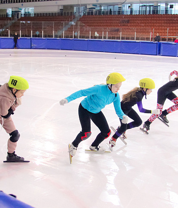 Открытое первенство Центра  по шорт- треку "Зимние потешки" 2023