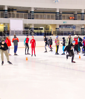 "Зимние потешки 2023" по конькобежному спорту