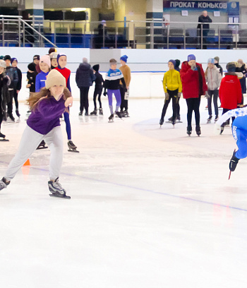"Зимние потешки 2023" по конькобежному спорту