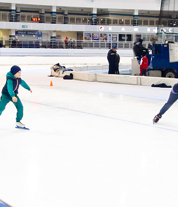 "Зимние потешки 2023" по конькобежному спорту