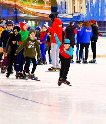 "Зимние потешки 2023" по конькобежному спорту