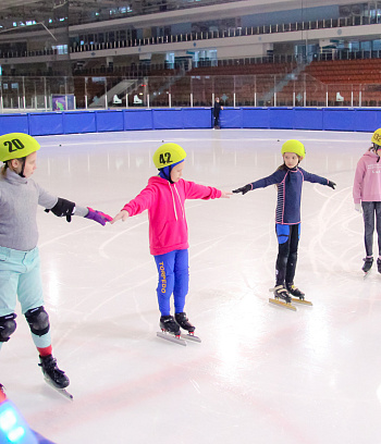 Открытое первенство Центра  по шорт- треку "Зимние потешки" 2023