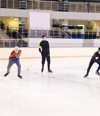 "Зимние потешки 2023" по конькобежному спорту