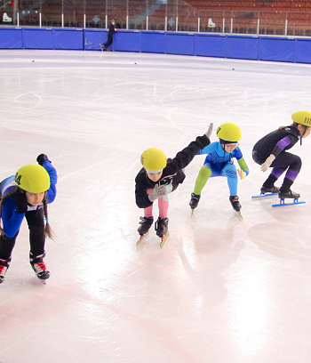 Открытое первенство Центра  по шорт- треку "Зимние потешки" 2023