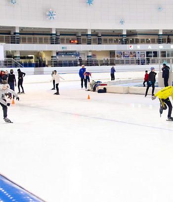 "Зимние потешки 2023" по конькобежному спорту