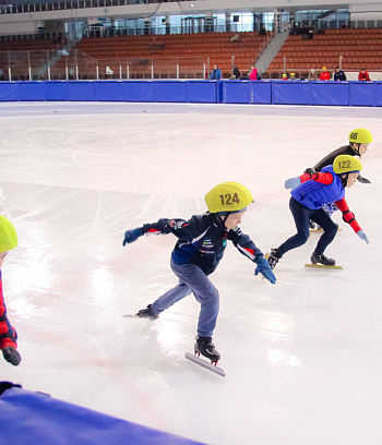 Открытое первенство Центра  по шорт- треку "Зимние потешки" 2023