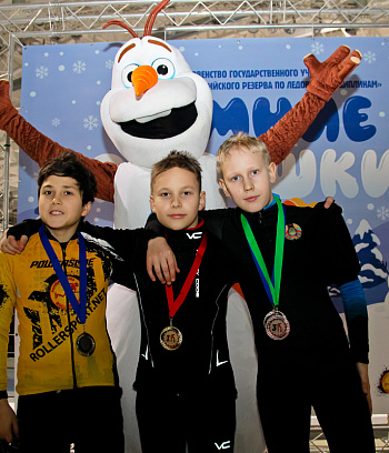 "Зимние потешки 2023" по конькобежному спорту