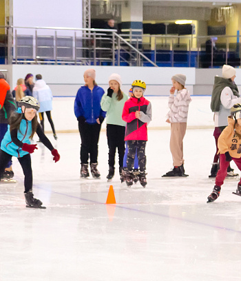 "Зимние потешки 2023" по конькобежному спорту