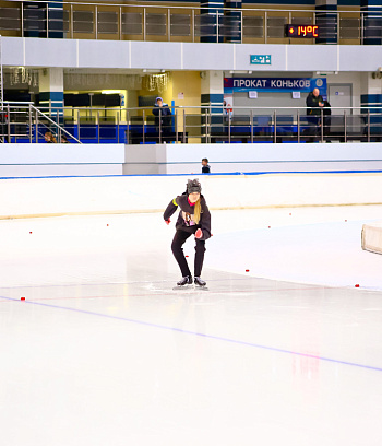 "Зимние потешки 2023" по конькобежному спорту