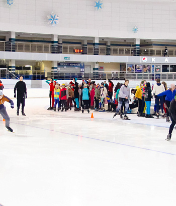 "Зимние потешки 2023" по конькобежному спорту
