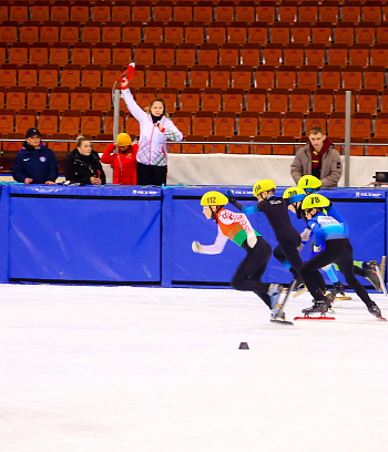 Открытое первенство Центра  по шорт- треку "Зимние потешки" 2023