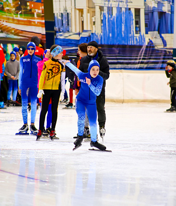 "Зимние потешки 2023" по конькобежному спорту