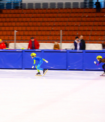 Открытое первенство Центра  по шорт- треку "Зимние потешки" 2023