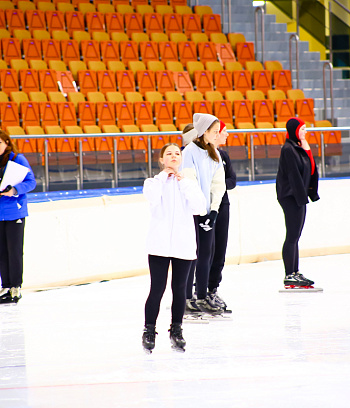 "Зимние потешки 2023" по конькобежному спорту