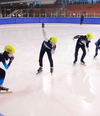 Открытое первенство Центра  по шорт- треку "Зимние потешки" 2023