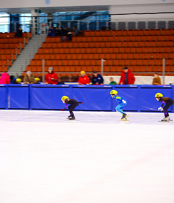 Открытое первенство Центра  по шорт- треку "Зимние потешки" 2023