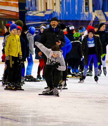 "Зимние потешки 2023" по конькобежному спорту