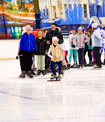 "Зимние потешки 2023" по конькобежному спорту