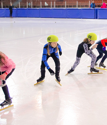 Открытое первенство Центра  по шорт- треку "Зимние потешки" 2023