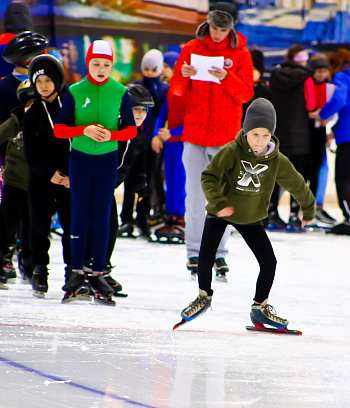 "Зимние потешки 2023" по конькобежному спорту