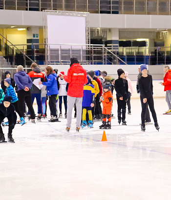 "Зимние потешки 2023" по конькобежному спорту