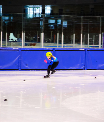 Открытое первенство Центра  по шорт- треку "Зимние потешки" 2023