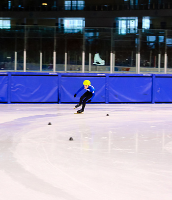Открытое первенство Центра  по шорт- треку "Зимние потешки" 2023