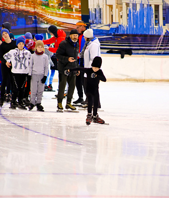 "Зимние потешки 2023" по конькобежному спорту