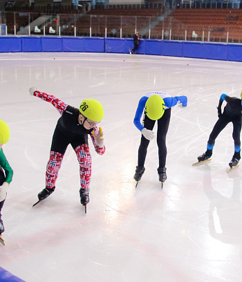 Открытое первенство Центра  по шорт- треку "Зимние потешки" 2023