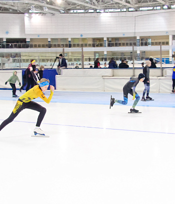 "Зимние потешки 2023" по конькобежному спорту