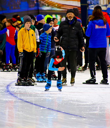 "Зимние потешки 2023" по конькобежному спорту