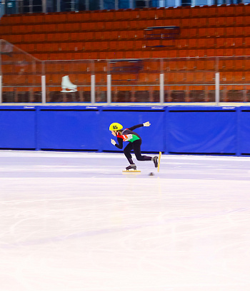 Открытое первенство Центра  по шорт- треку "Зимние потешки" 2023