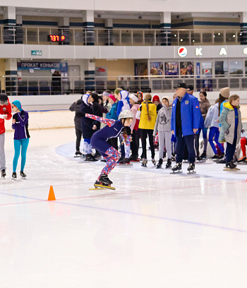 "Зимние потешки 2023" по конькобежному спорту